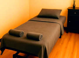Expert Male Massage Therapist for Men & Women-Experience Unmatched Relaxation and Personalised Care