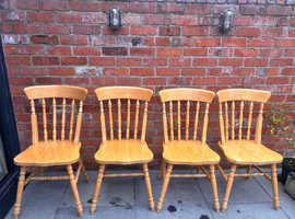 Set Of Six Solid Pine Chairs Kitchen Farmhouse Mid Century Spindle Back