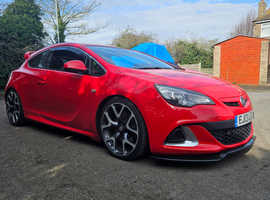 Vauxhall Astra, 2013 (13) Red Hatchback, Manual Petrol, 74,000 miles