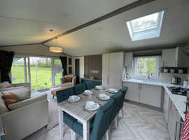 Stylish 2 bed Holiday Home for sale at Tattershall Lakes