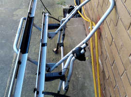 Thule 2 9105 bike rack used