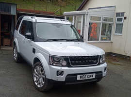 Land Rover Discovery, 2016 (16) Landmark White Estate, Automatic Diesel, 99,973 miles