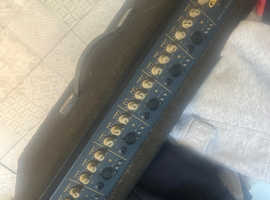 Guitar amplifier going cheap