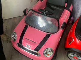 Kids electric ride on car