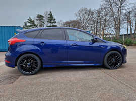 Ford Focus, 2017 (17) Blue Hatchback, Manual Petrol, 38,814 miles