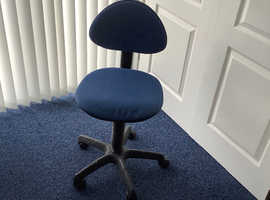 Small adjustable swivel chair