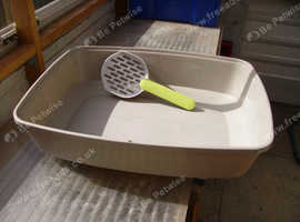 Litter Tray and Scoop