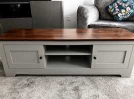 TV Cabinet