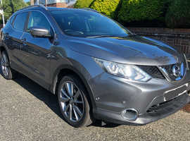 Nissan Qashqai, Grey Hatchback, Manual Petrol, 74,000 miles