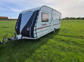 Coachman amara 530/4