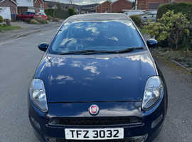 Fiat Punto, 2014 (14) Blue Hatchback, Manual Petrol, 72,121 miles