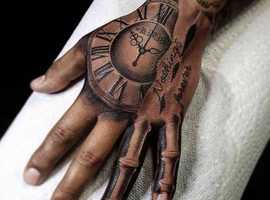 Tattoo artist small med large pieces black and grey full colour half sleeves full sleeves