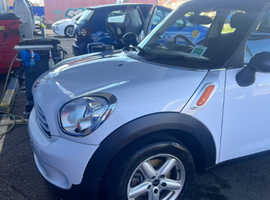 Mini MINI COUNTRYMAN, 2012 (62) White Hatchback, Manual Petrol, 79,543 miles