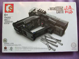 New The Wandering Earth Film Pistol Construction Toy Set