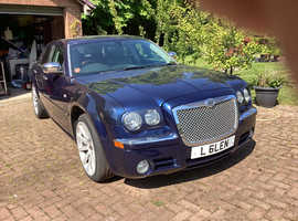 Baby Bentley Chrysler 300c