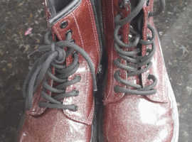 Dr Martens Glitter Burgendy Boots UK Size 1