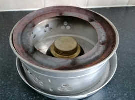 All in one paraffin camping cooker