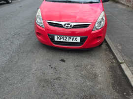 Hyundai i20, 2012 (12) Red Hatchback, Manual Petrol, 122,006 miles