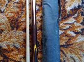Riley snooker cue & case