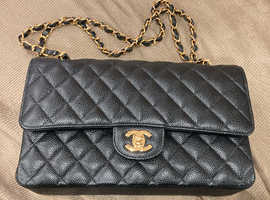 Pre-loved handbag
