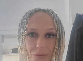 Pls help! URGENTLY LOOKING within HAYLE, for CAM0PER/CARAVAN/MOTORHOME TO RENT asap
