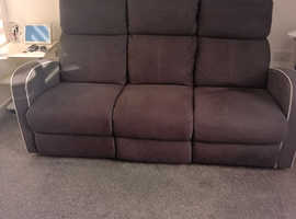 Second hand recliner deals couches