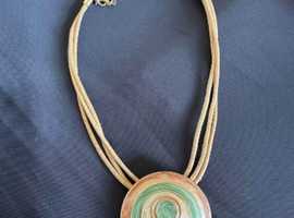 (425) Necklace - Green/brown/fawn, new!