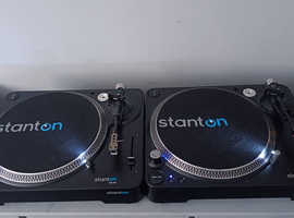 Stanton t62 x2 turntables for sale