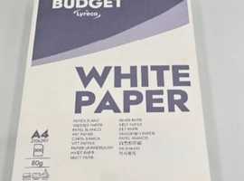 (946) Single ream of A4 white paper, new!