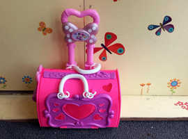 Minnie Mouse pet carrier