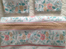 Double flanelette flat sheet with two matching pillowcases