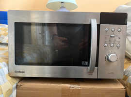 Microwave Goodmans 750W GWS20 with grill