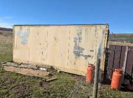 Storage container