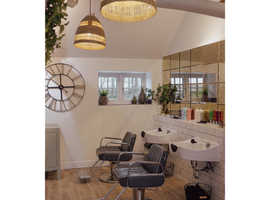 Lox Hair Design is a brand new salon providing bespoke colour, precise hair cutting services and much more.
