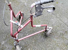 Three wheel walker for thr aged