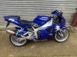 1999 Yamaha YZF R1, recently restored, lots of extras, £3195