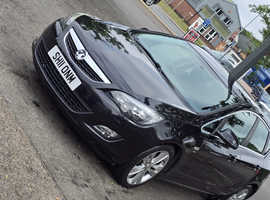 Vauxhall Astra, 2011 (11) Black Hatchback, Manual Diesel, 100,015 miles