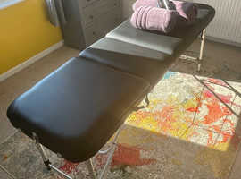 Relaxing male massage