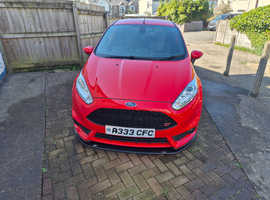 Ford Fiesta, 2016 (66) red hatchback, Manual Petrol, 27,238 miles