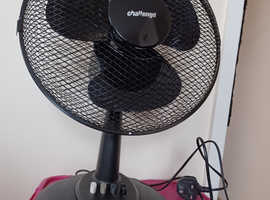 Argos desk fan - never used