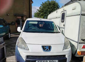 Peugeot Partner, 2010 (60) White MPV, Manual Diesel, 245,061 miles