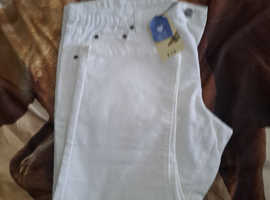 Ladies crop white jeans new