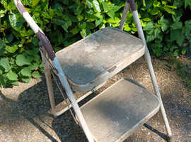 Step Ladders and 'A' Frame Extendable Ladder