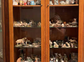 Meredew  Teak Display Cabinet With Glass Doors. Excellent