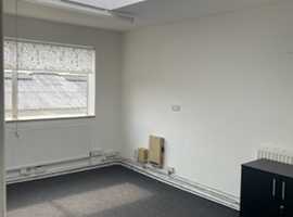 1st Floor Offices To Let