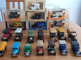 Models of vintage vehicles