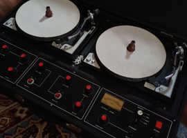 DJ double decks