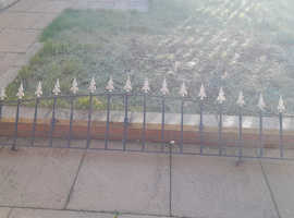 Metal wall railing