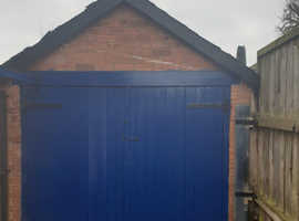 Town Centre Garage To Rent: Boscombe