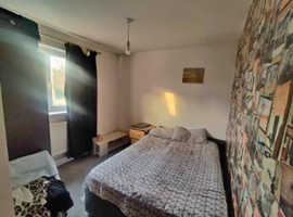 Double room for rent in degenham
